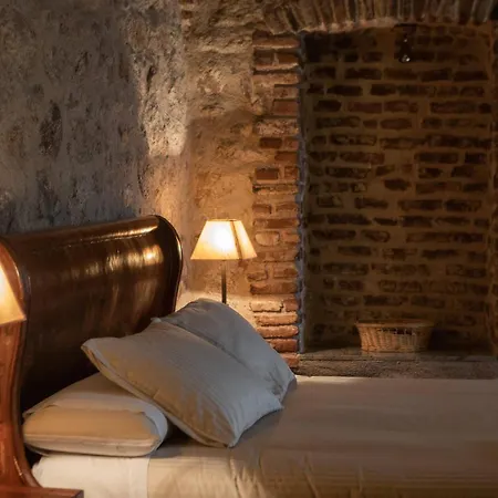 Dona Anita Lantställe