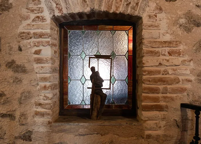 Dona Anita Landhuis *