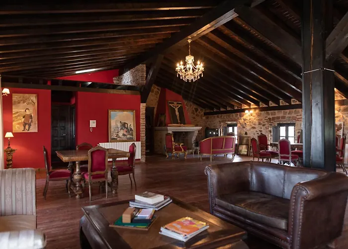 Dona Anita Landhuis Montánchez